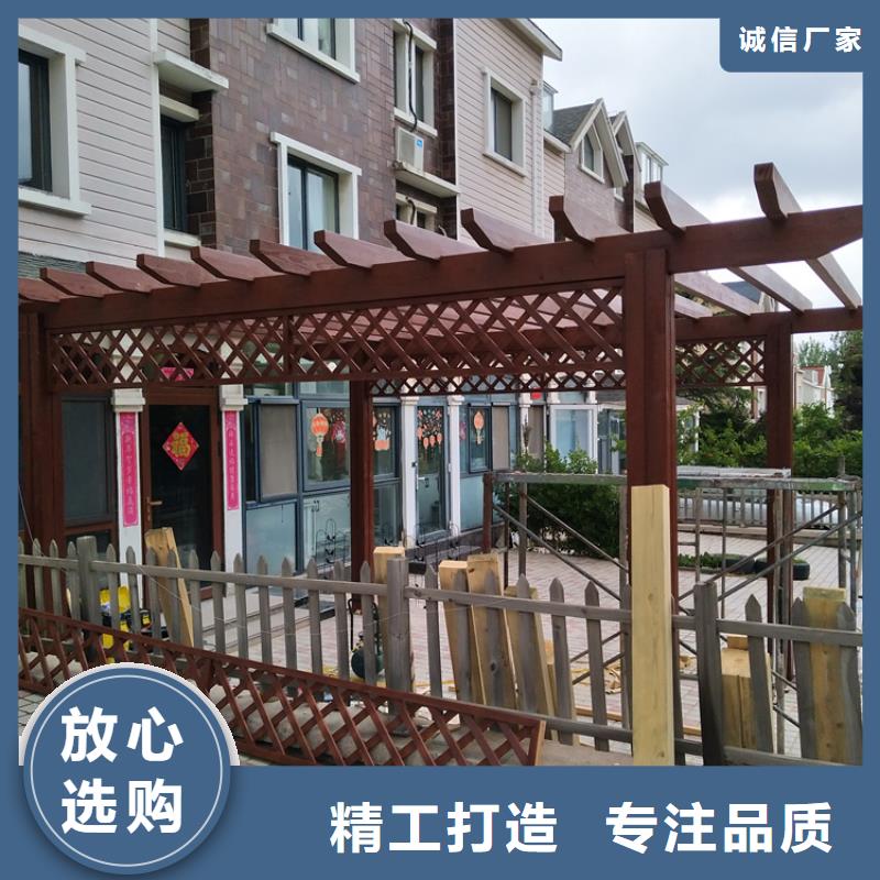 青岛黄岛区防腐木秋千造型多样