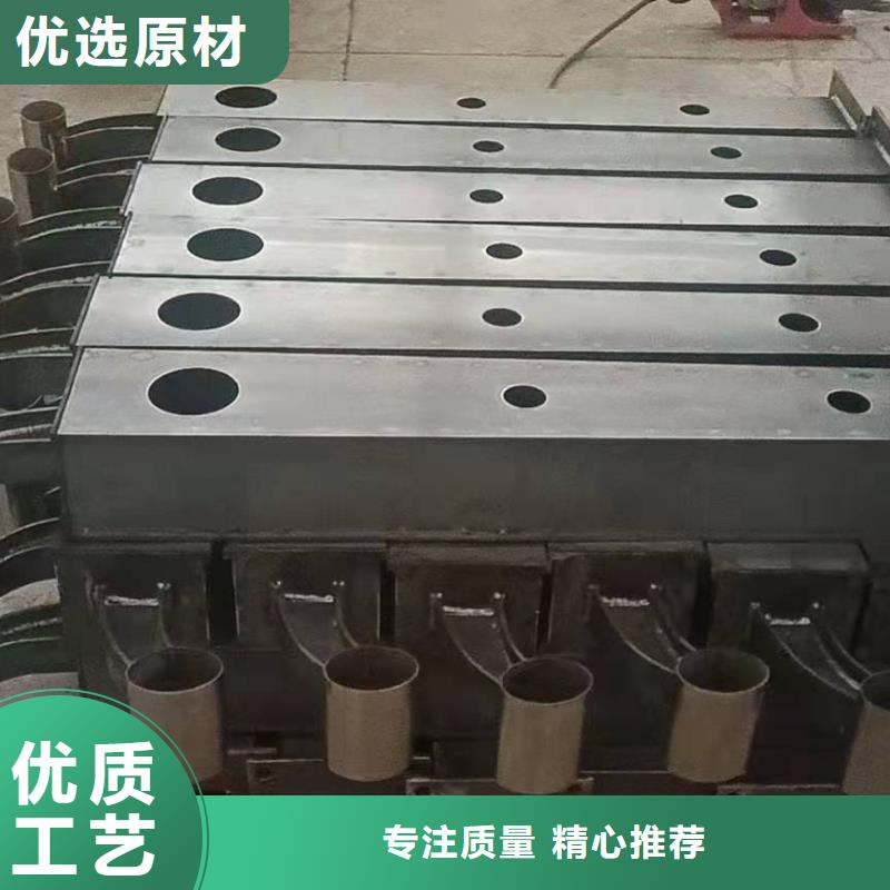 更多用户选择LED灯光护栏