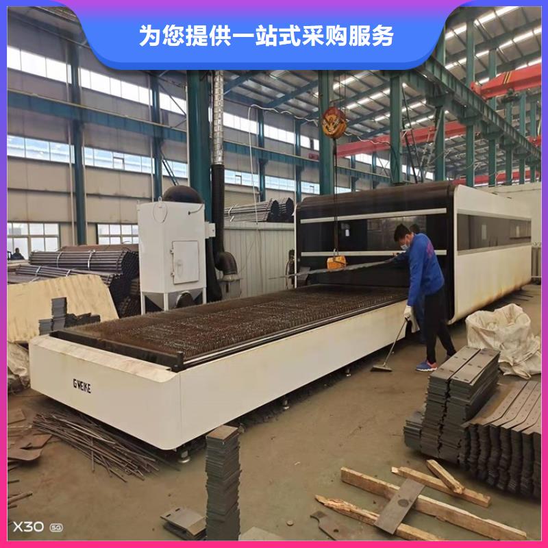 桥上的防撞护栏实力雄厚