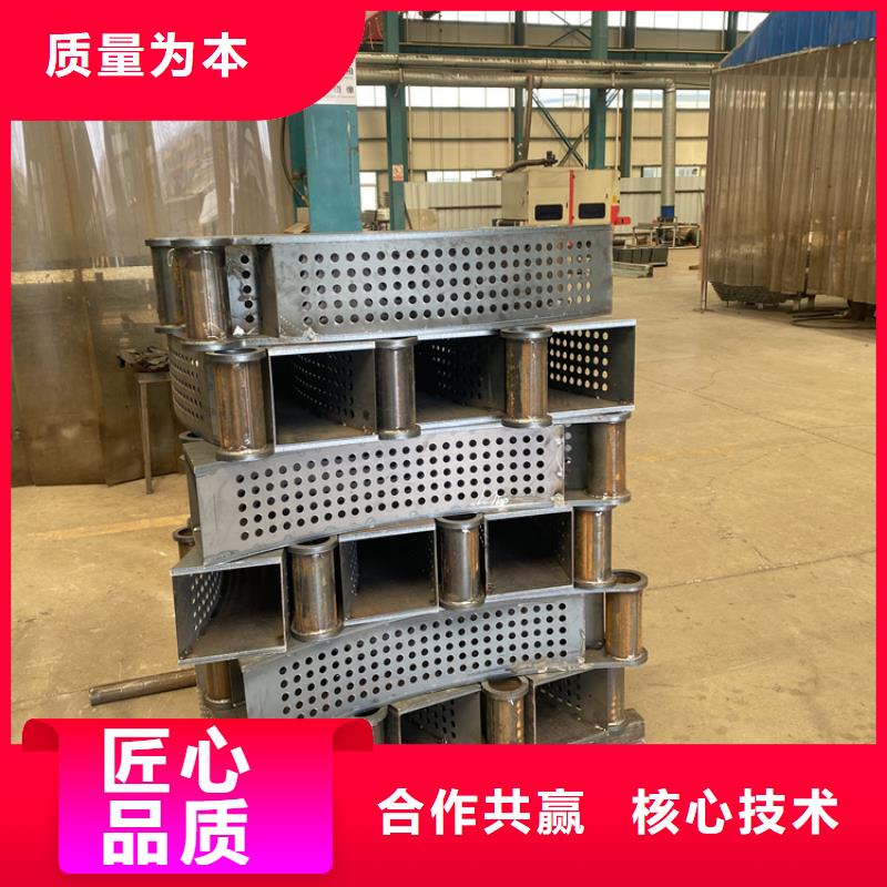 不锈钢桥梁防护栏杆厂家一手货源