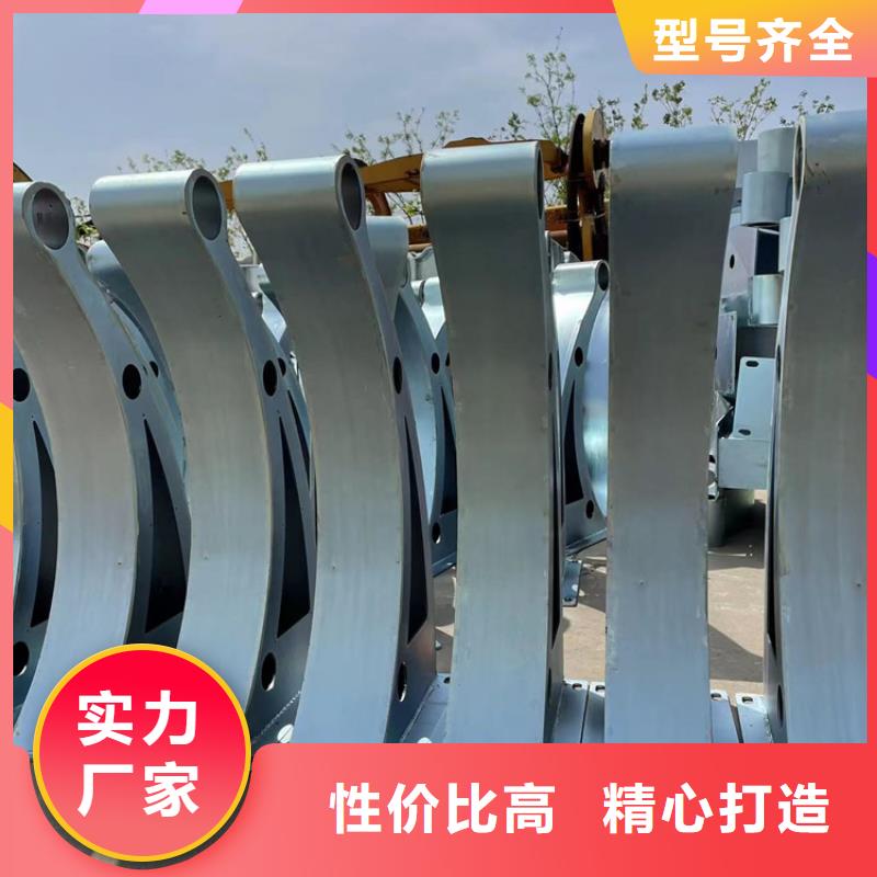 不锈钢桥梁防护栏杆厂家一手货源