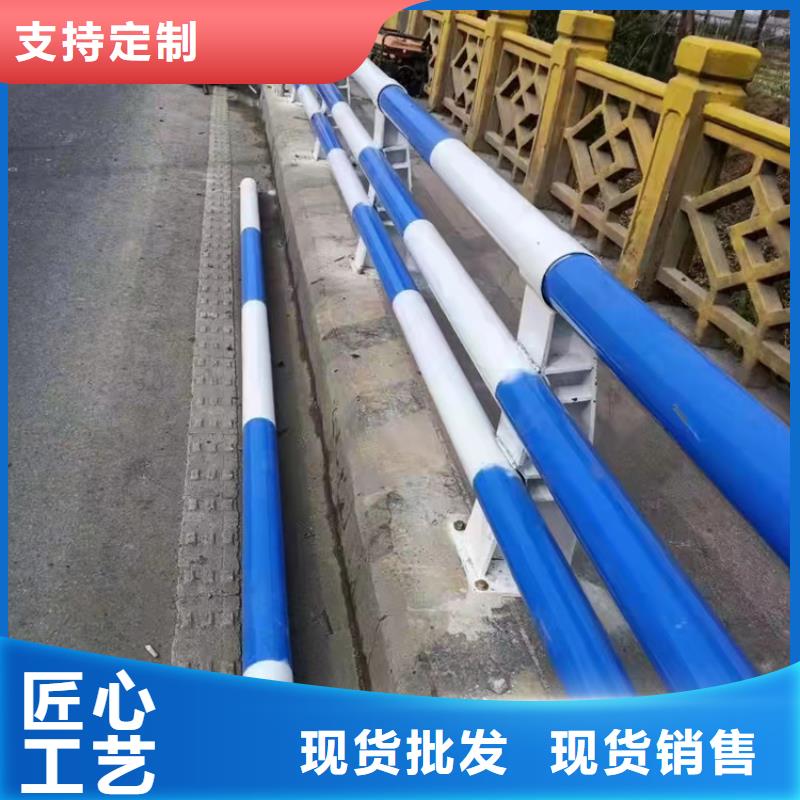 用户认可的LED灯光护栏厂家