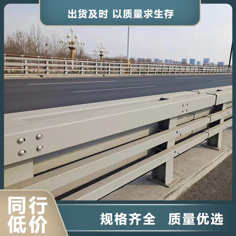 优惠的不锈钢景观仿木纹护栏生产厂家