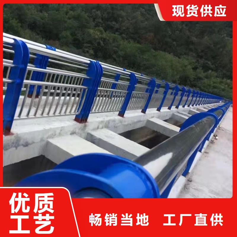 口碑好的不锈钢景观仿木纹栏杆生产厂家