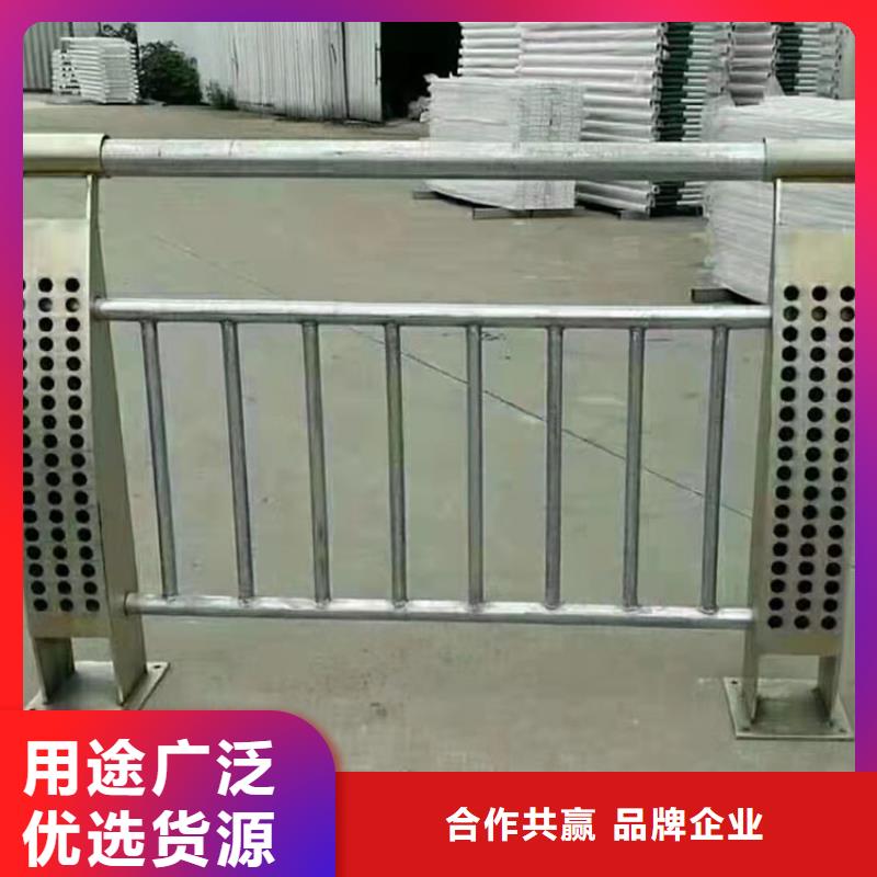 桥梁上防护栏规格齐全
