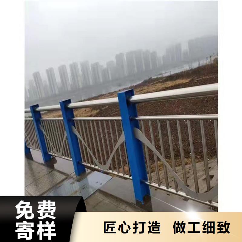 灯光防撞栏杆使用寿命长