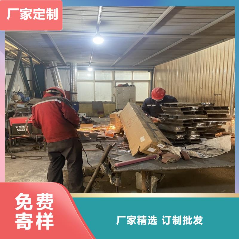 道路防撞护栏队伍