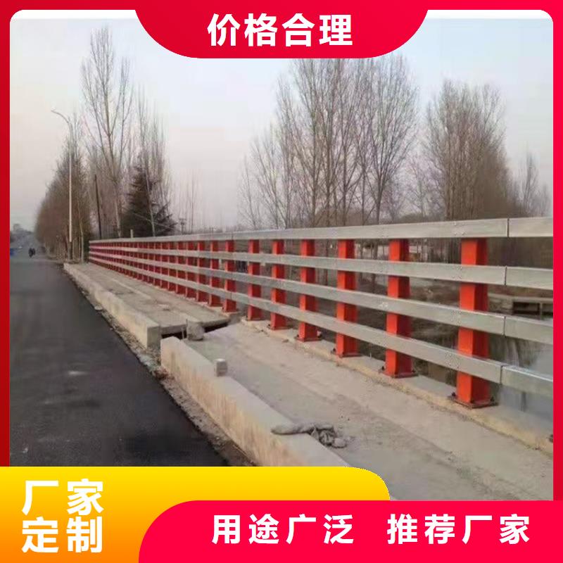 城市天桥护栏样式众多