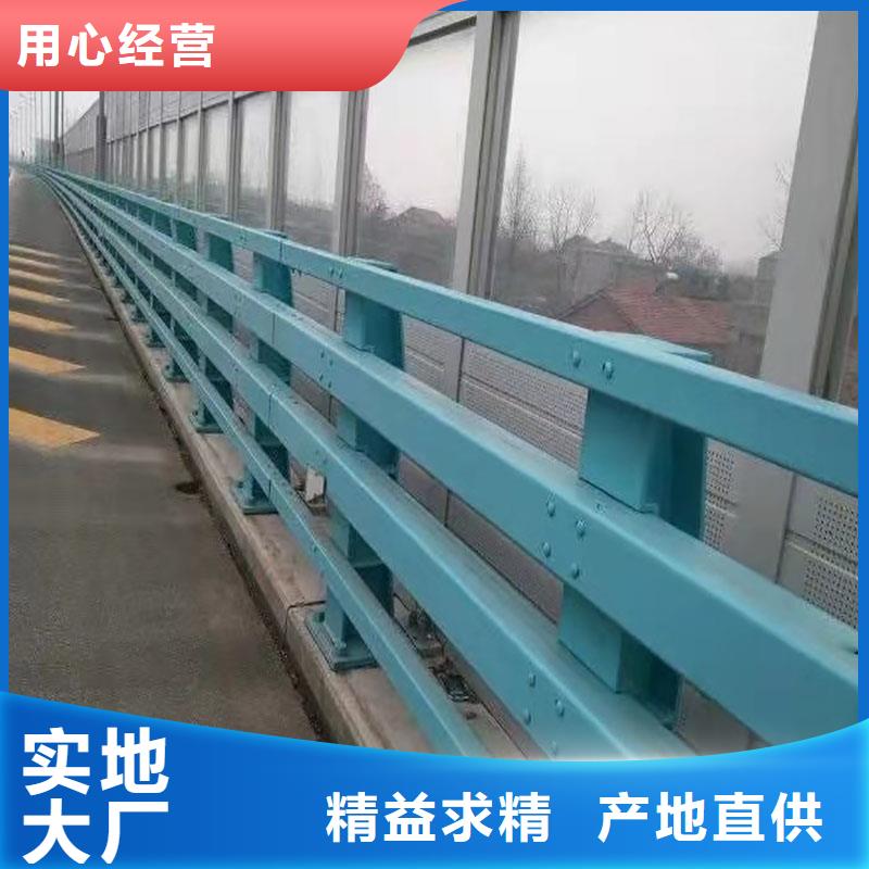 城市天桥护栏样式众多