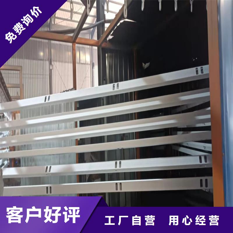 桥上的防撞护栏合格才发货