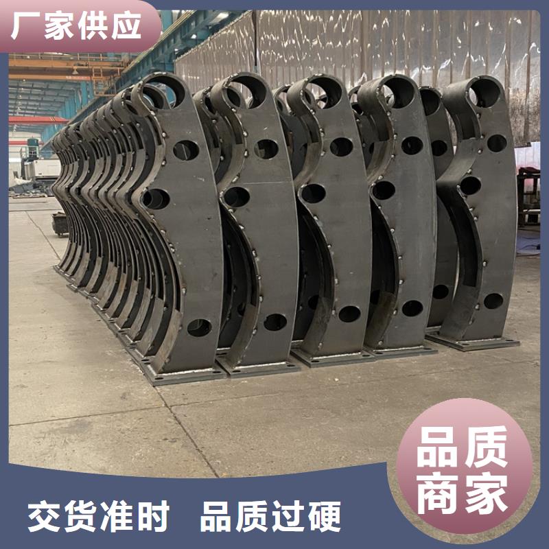 选购不锈钢景观仿木纹栏杆可按需定制