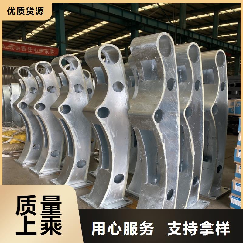 选购不锈钢景观仿木纹栏杆可按需定制