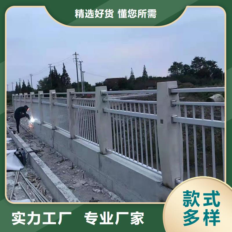 屯昌县不锈钢景观仿木纹护栏-不锈钢景观仿木纹护栏好评