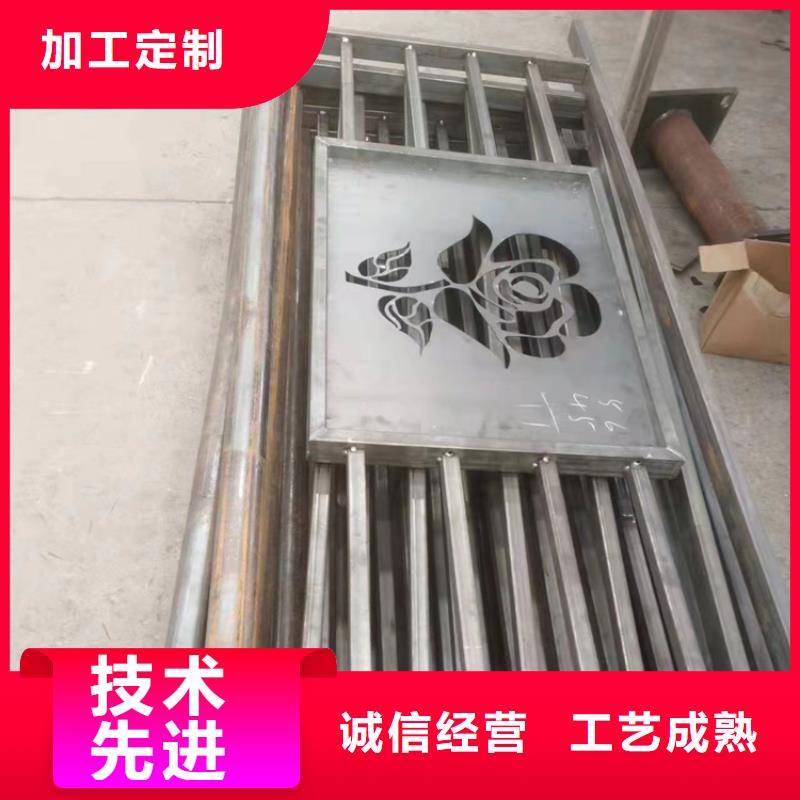 四横梁防撞护栏制造商已更新