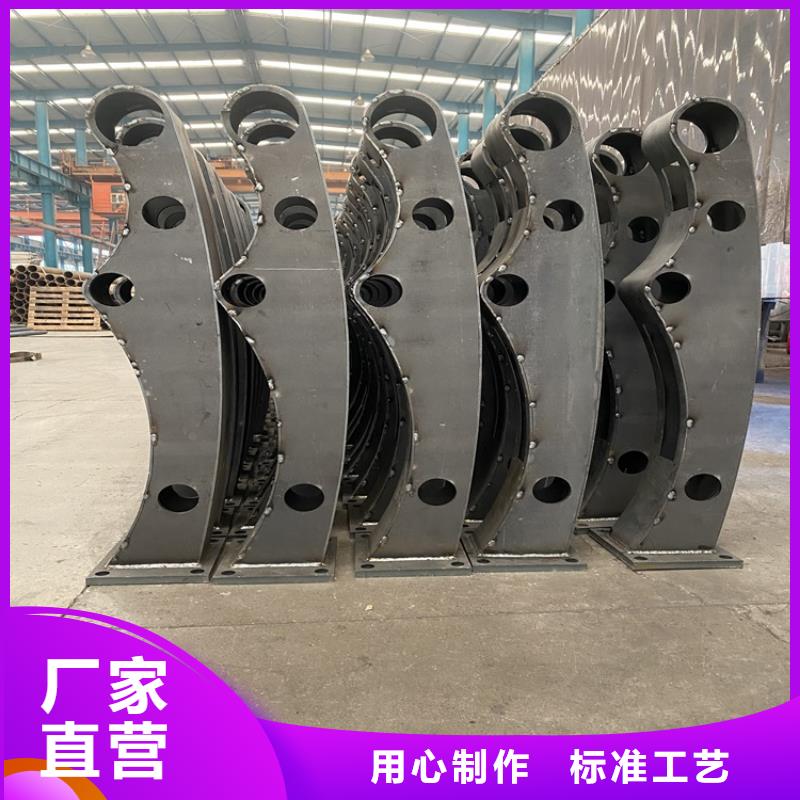 四横梁防撞护栏制造商已更新