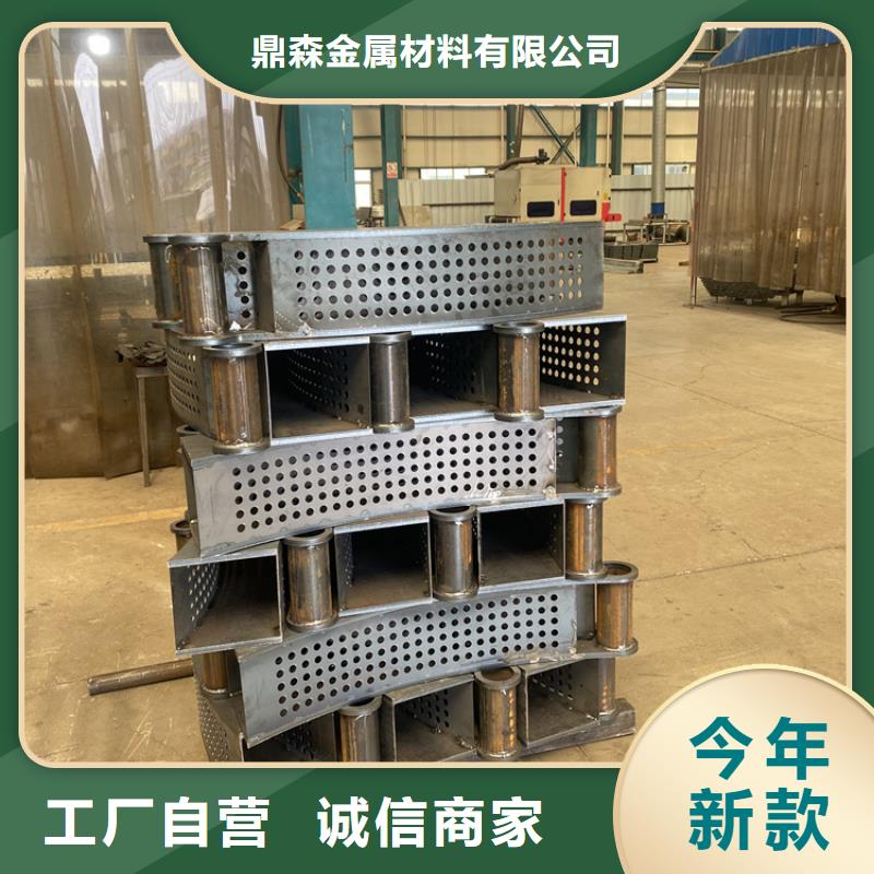 
Q345B防撞栏杆制造工厂