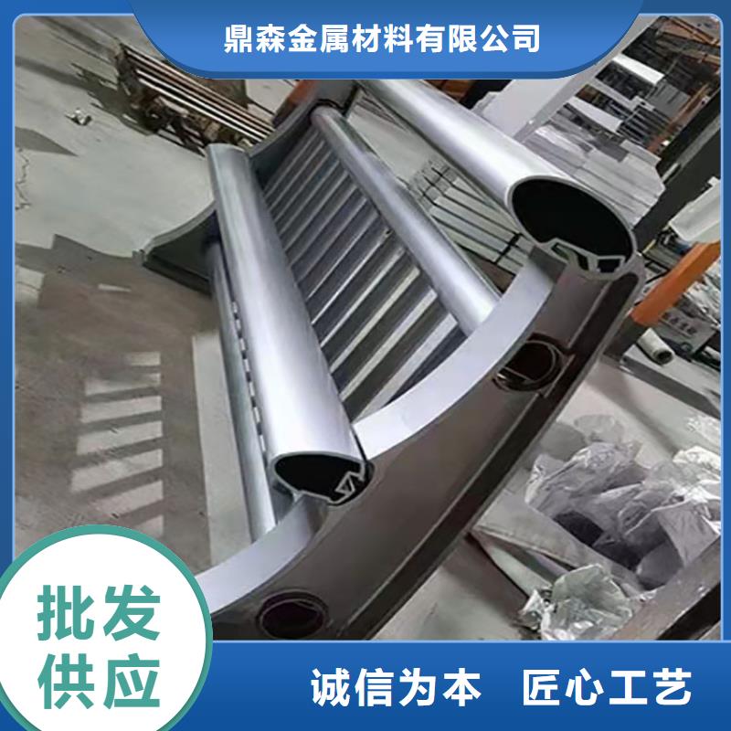 不锈钢木纹转印栏杆单价