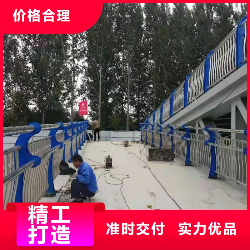 城市桥栏杆多样齐全