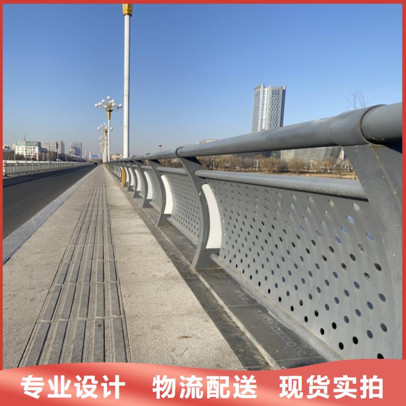 防撞钢板立柱实力工厂放心选购