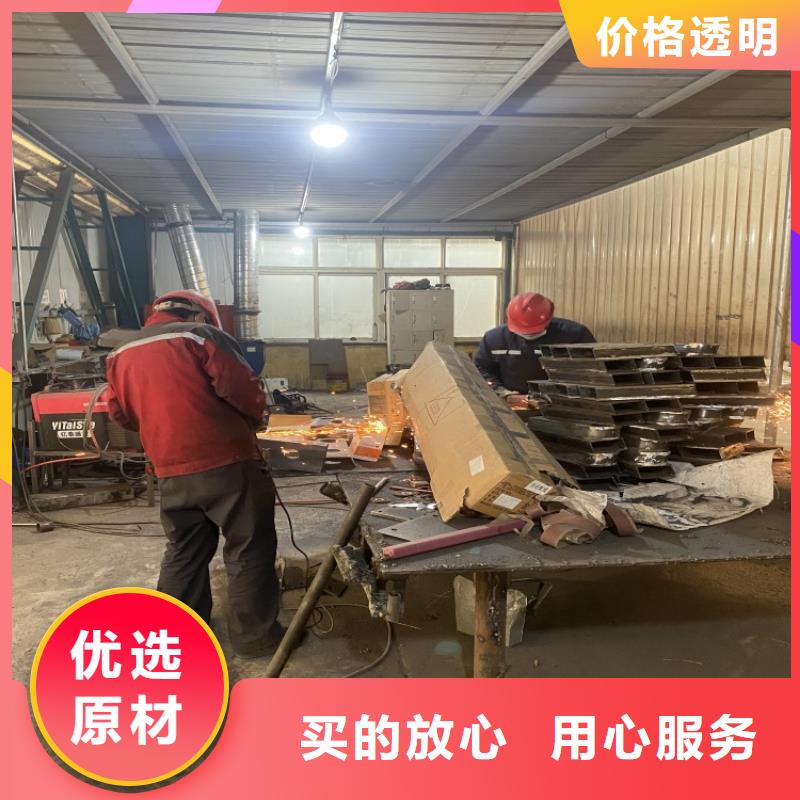 不锈钢复合管隔离护栏-多年大厂