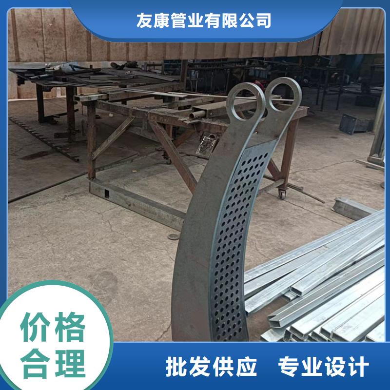 钢板立柱灯光护栏深受客户信赖