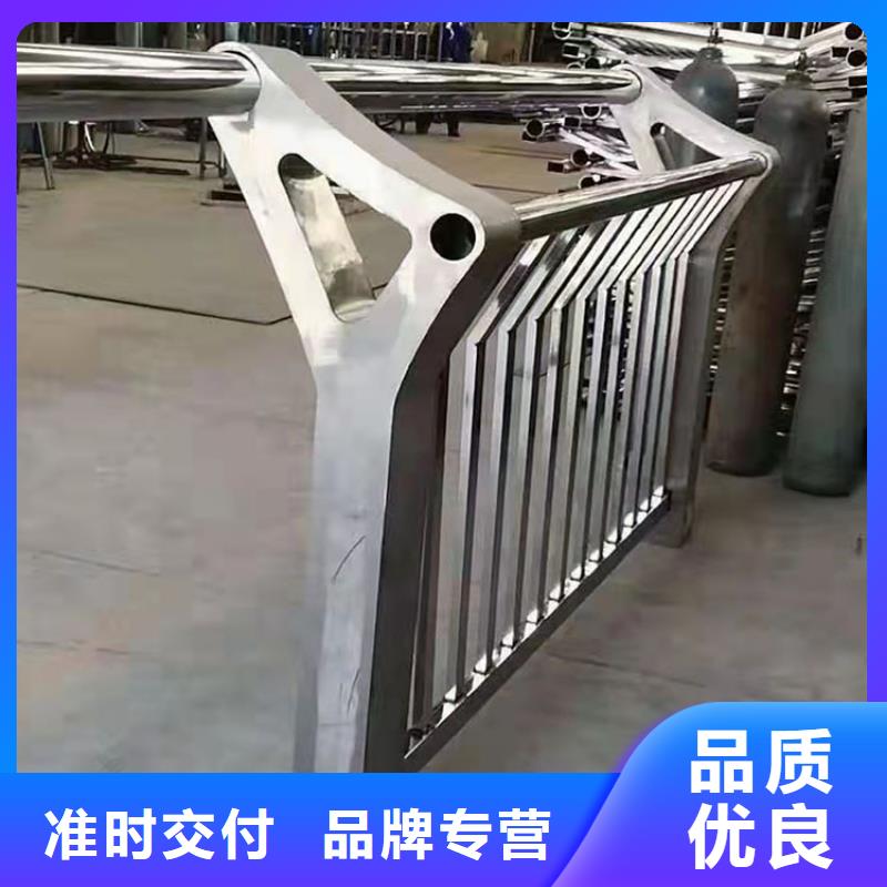 四横梁防撞护栏安装多少钱一米