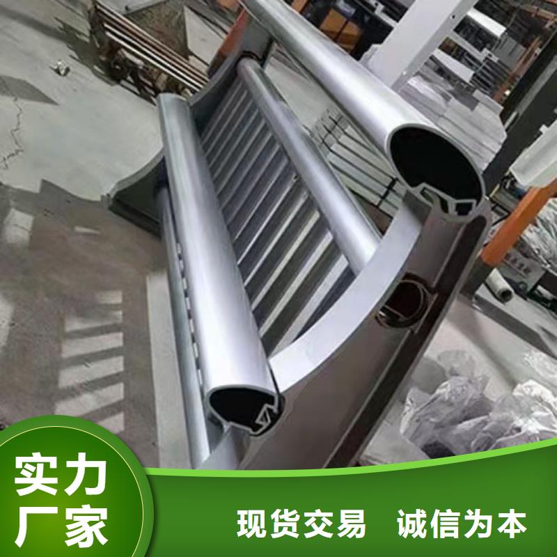 防撞桥梁护栏产品质量可靠,款式多样