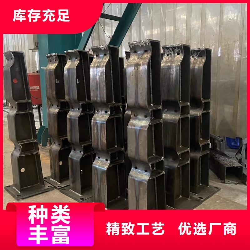 桥上的防撞护栏长期有效