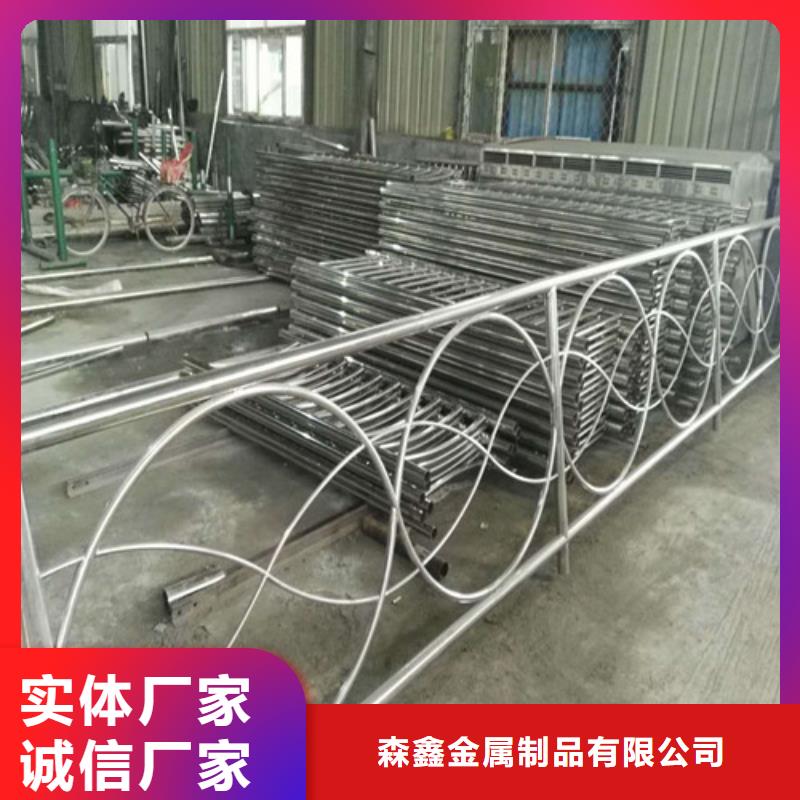 桐柏县钢背木护栏欢迎订购