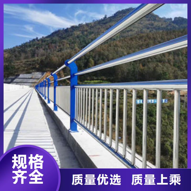 支持定制的护栏钢板立柱生产厂家