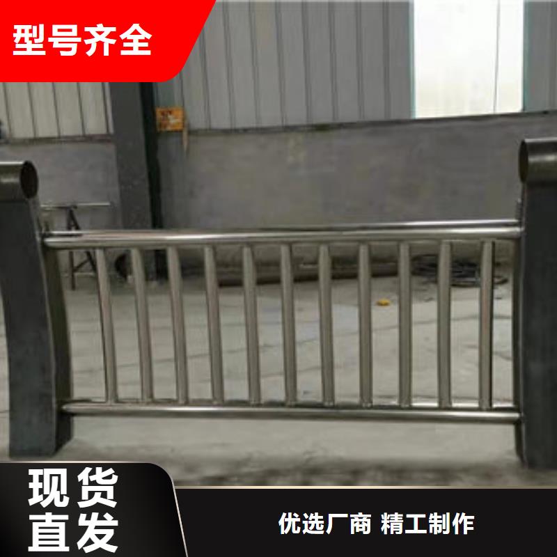 厂家直销镀锌喷塑钢板立柱、可定制