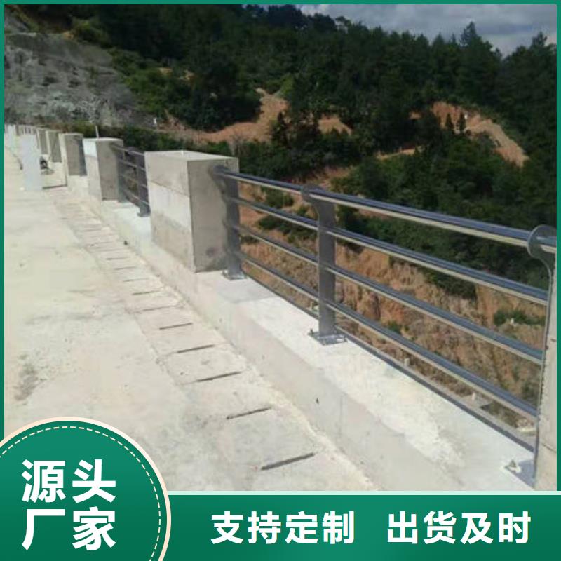 防撞钢板立柱品质放心