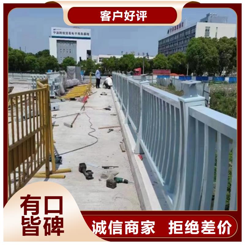 玻璃景观护栏满足施工要求