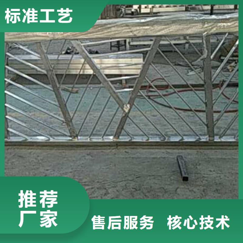 不锈钢河道护栏现场安装