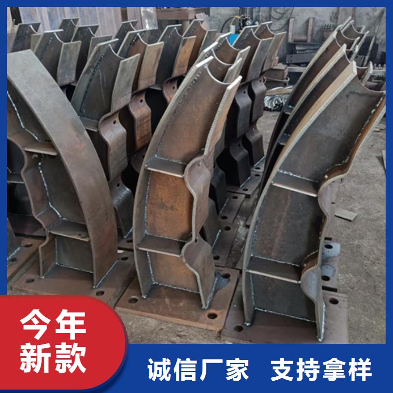 可定制道路防撞护栏立柱的厂家
