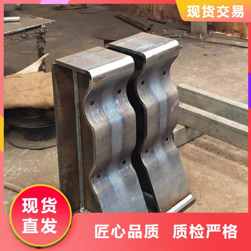 公路防撞护栏立柱全年低价