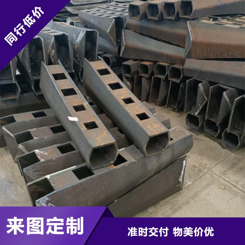 护栏立柱镀锌波形护栏种类丰富