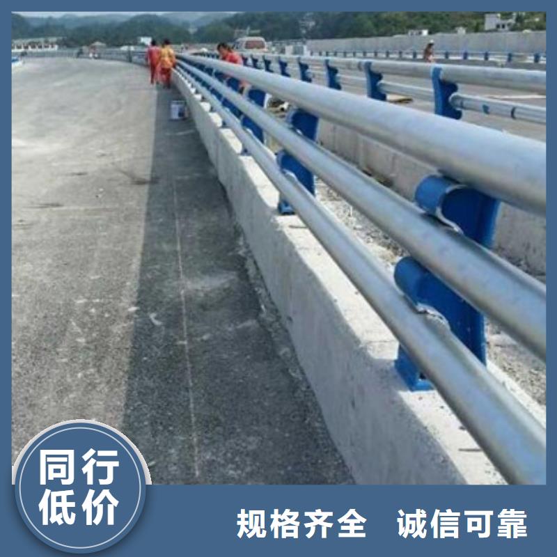 防撞护栏_镀锌喷塑防撞栏为品质而生产
