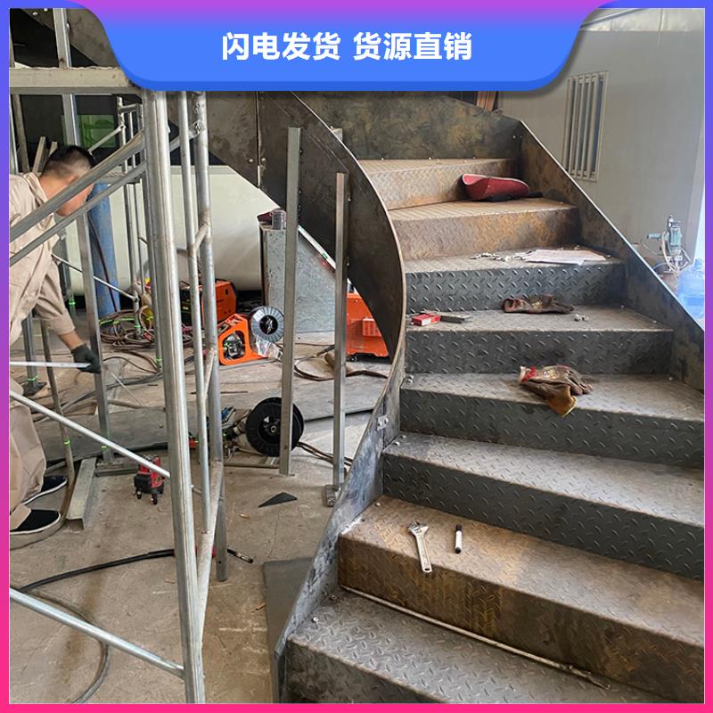 仙桃市陈场镇别墅楼梯上门安装