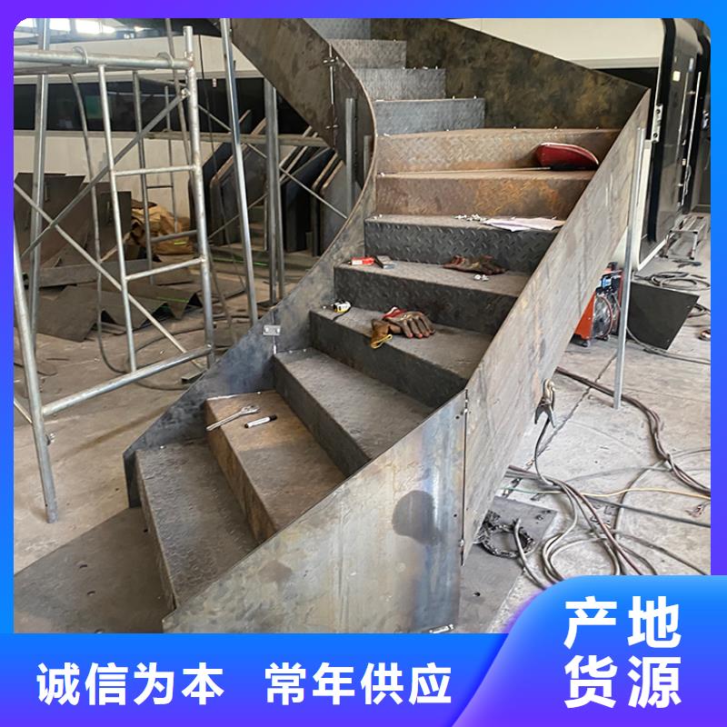 钢结构螺旋楼梯跃层简约