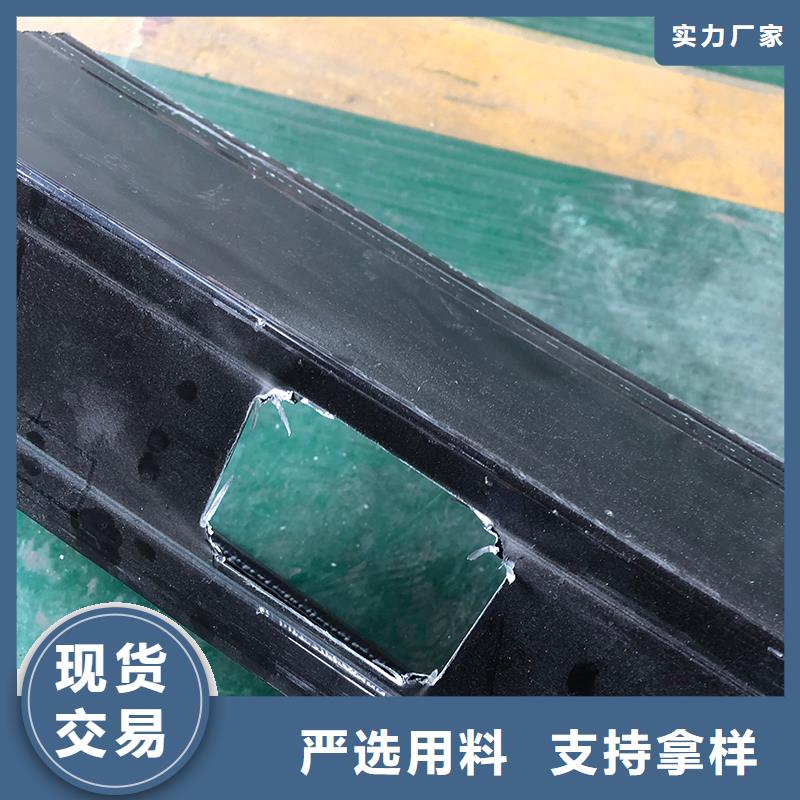 彩铝雨水槽安装