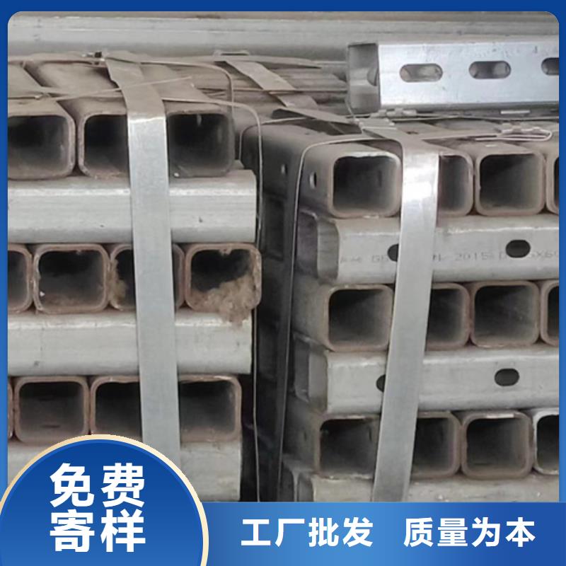 批发Gr-C-4E波形梁钢护栏的生产厂家