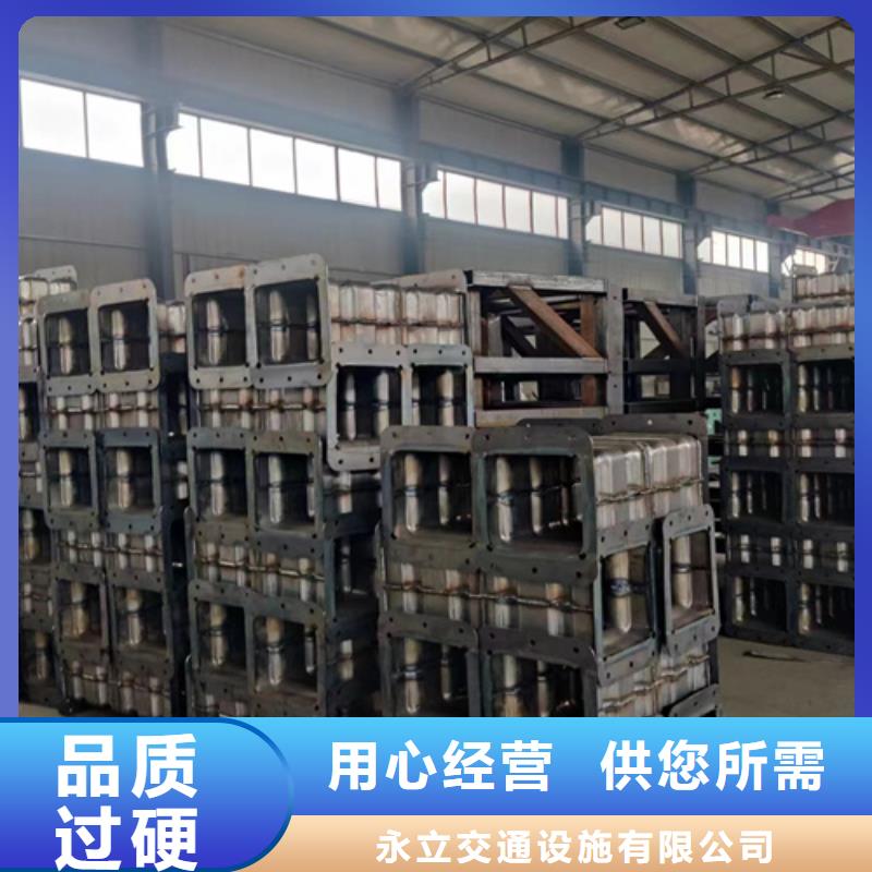 Gr-B-4E波形梁钢护栏_多年生产经验厂家