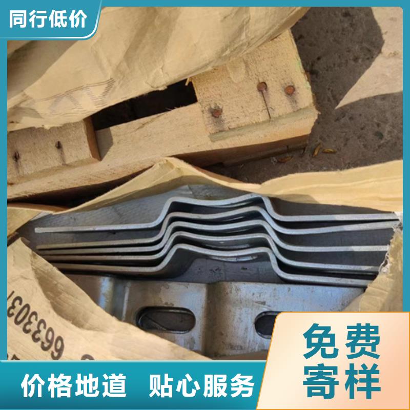 公路波形护栏板生产厂家电话