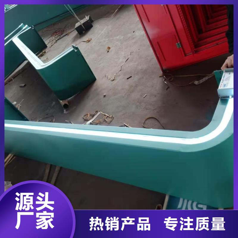景区道路候车亭
