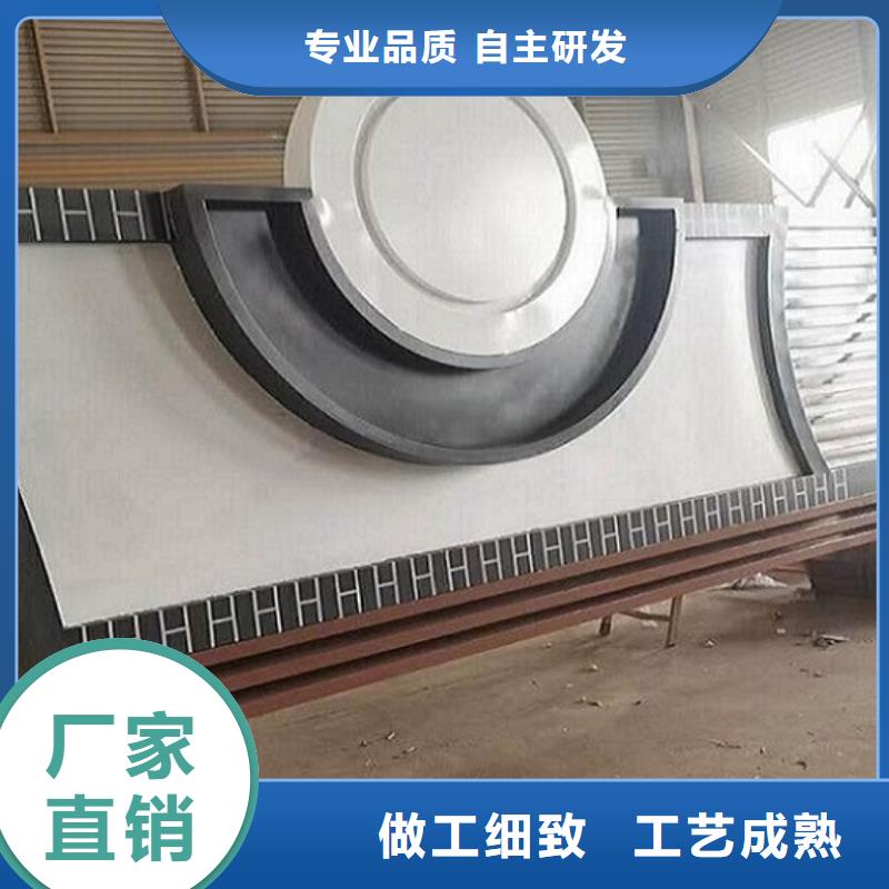 防雨宣传栏灯箱来厂考察