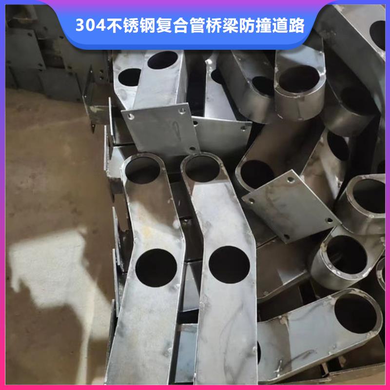 公路桥梁护栏质量放心灯光护栏