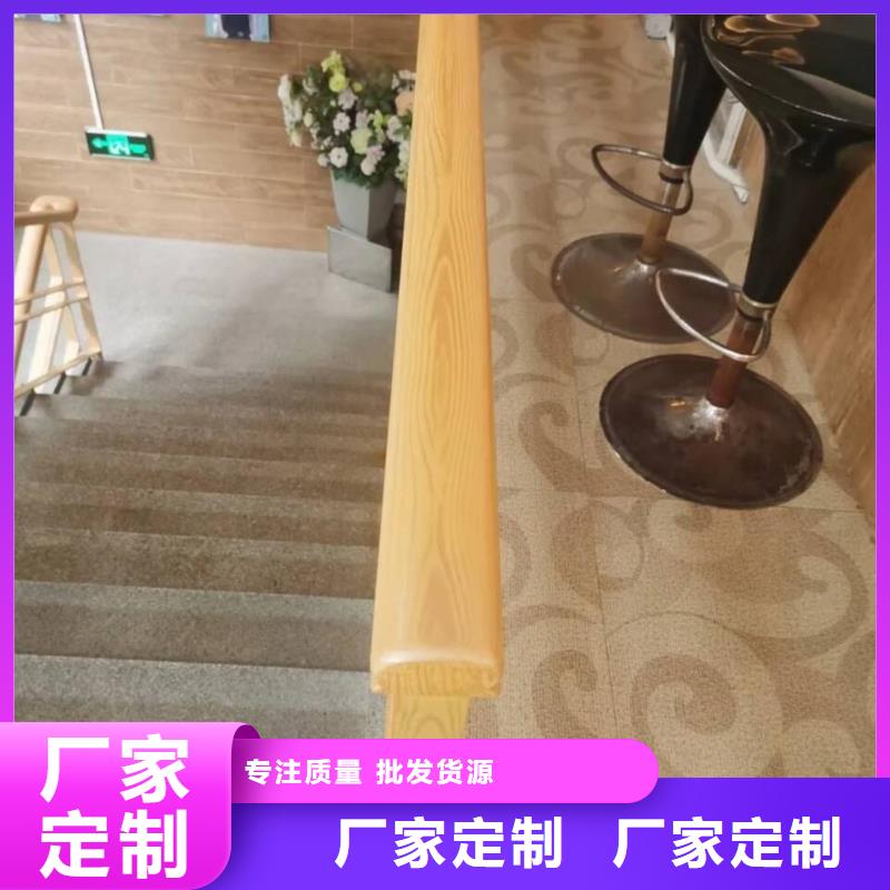 栈道护栏木纹漆全包施工多少钱