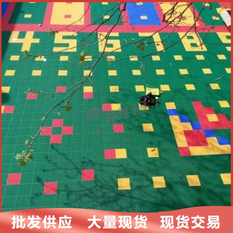 悬浮地板塑胶跑道使用寿命长久
